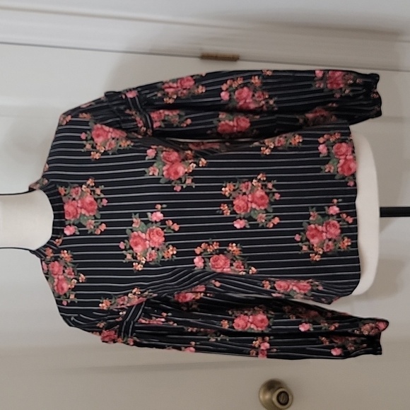H&M Tops - H&M Size 6 Black and Pink Floral with White Stripe Cotton Balloon-sleeved Blouse